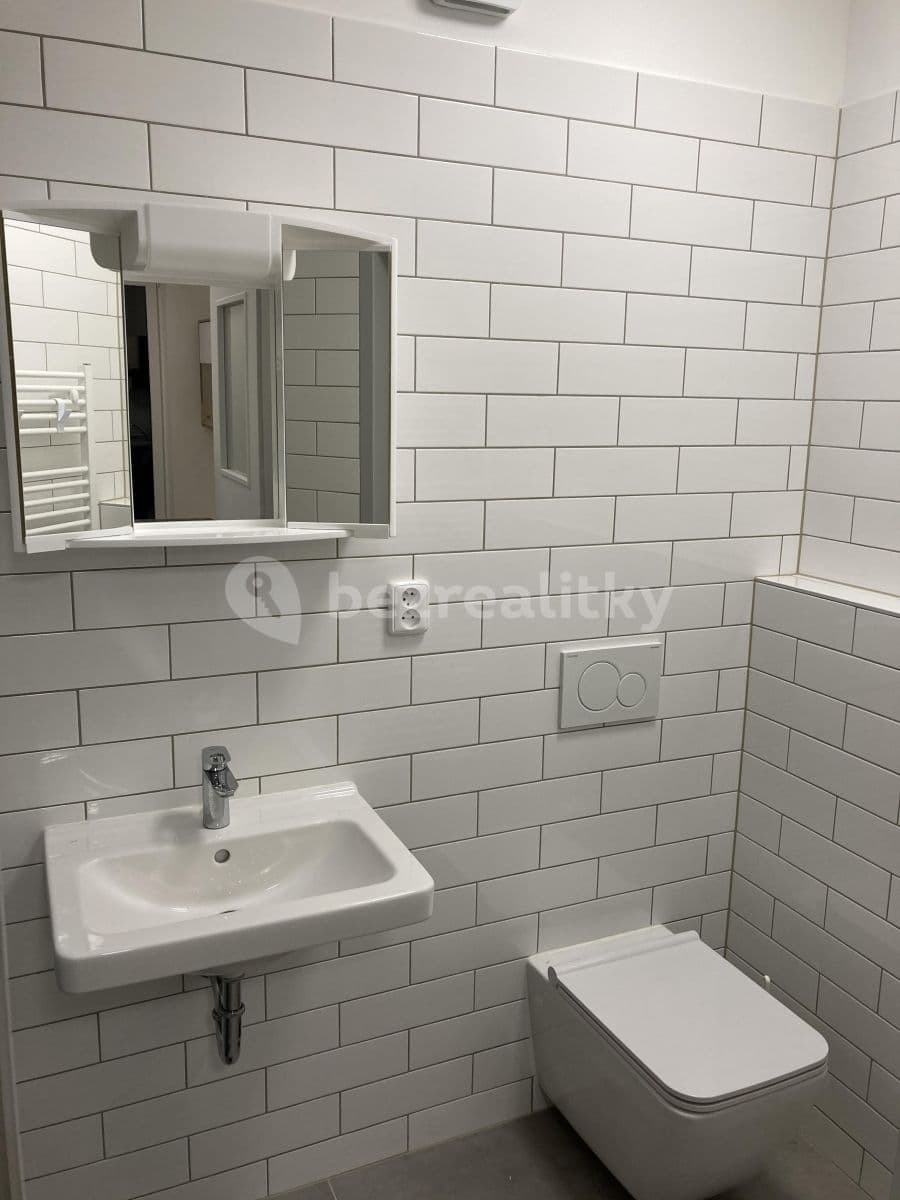 Studio flat to rent, 22 m², Křenová, Brno, Jihomoravský Region Studio flat to rent, 22 m², Křenová, Brno, Jihomoravský Region