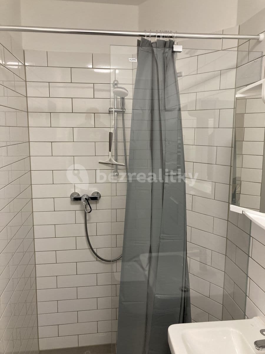 Studio flat to rent, 22 m², Křenová, Brno, Jihomoravský Region Studio flat to rent, 22 m², Křenová, Brno, Jihomoravský Region