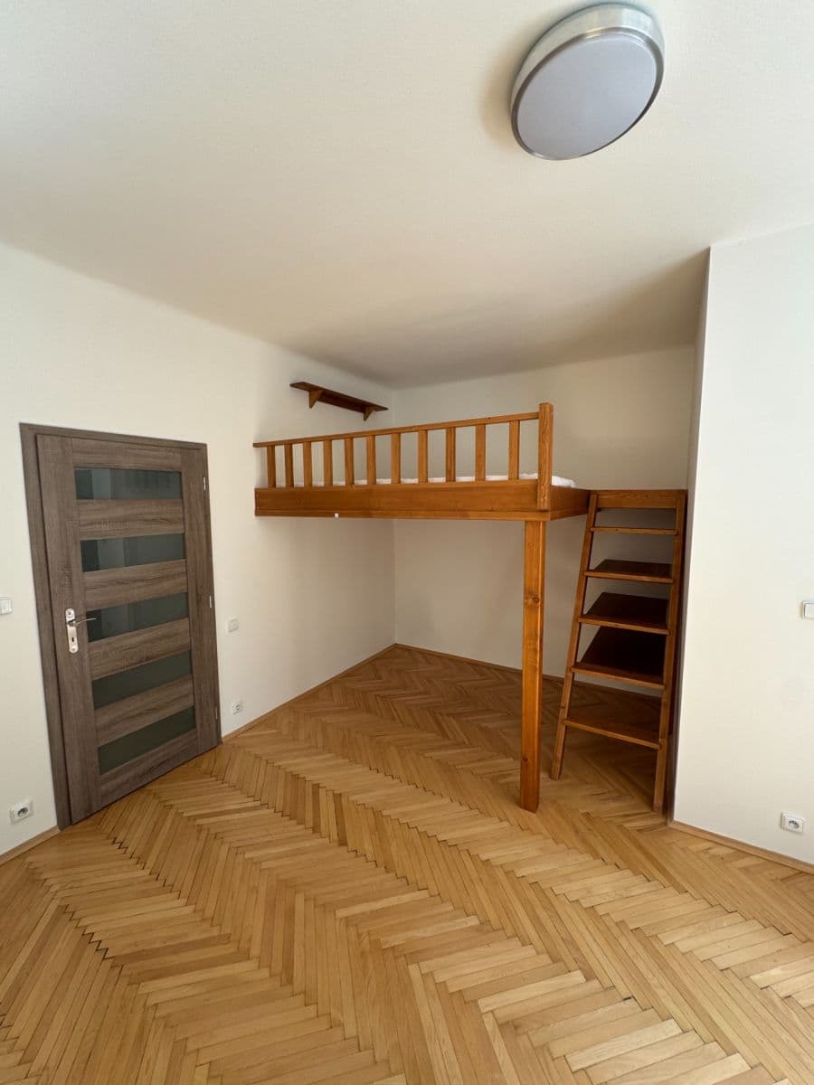 Studio flat to rent, 34 m², Jana Želivského, Prague, Prague Studio flat to rent, 34 m², Jana Želivského, Prague, Prague
