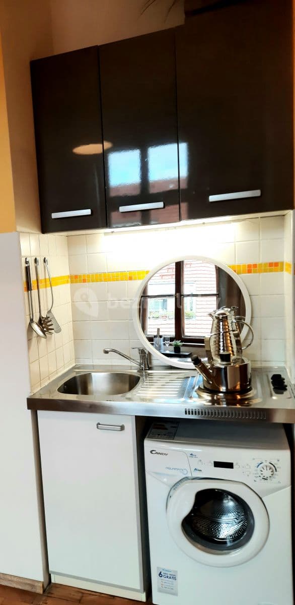 Studio flat to rent, 18 m², Vlkova, Prague, Prague Studio flat to rent, 18 m², Vlkova, Prague, Prague