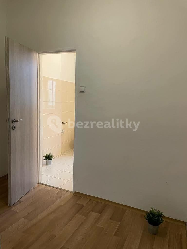 1 bedroom with open-plan kitchen flat to rent, 45 m², Poděbradova, Ostrava, Moravskoslezský Region 1 bedroom with open-plan kitchen flat to rent, 45 m², Poděbradova, Ostrava, Moravskoslezský Region