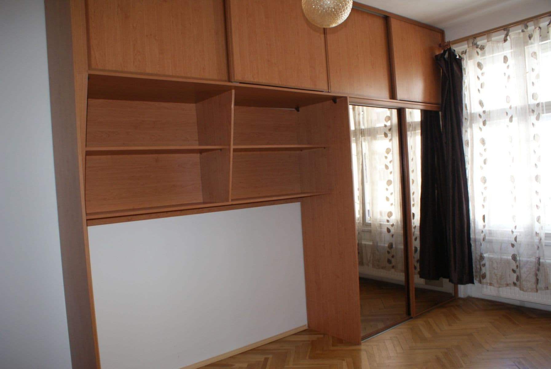 2 bedroom flat to rent, 77 m², Pod Kotlaskou, Prague, Prague 2 bedroom flat to rent, 77 m², Pod Kotlaskou, Prague, Prague