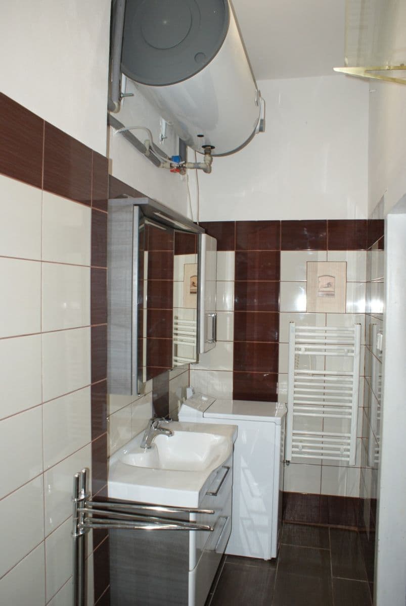 2 bedroom flat to rent, 77 m², Pod Kotlaskou, Prague, Prague 2 bedroom flat to rent, 77 m², Pod Kotlaskou, Prague, Prague