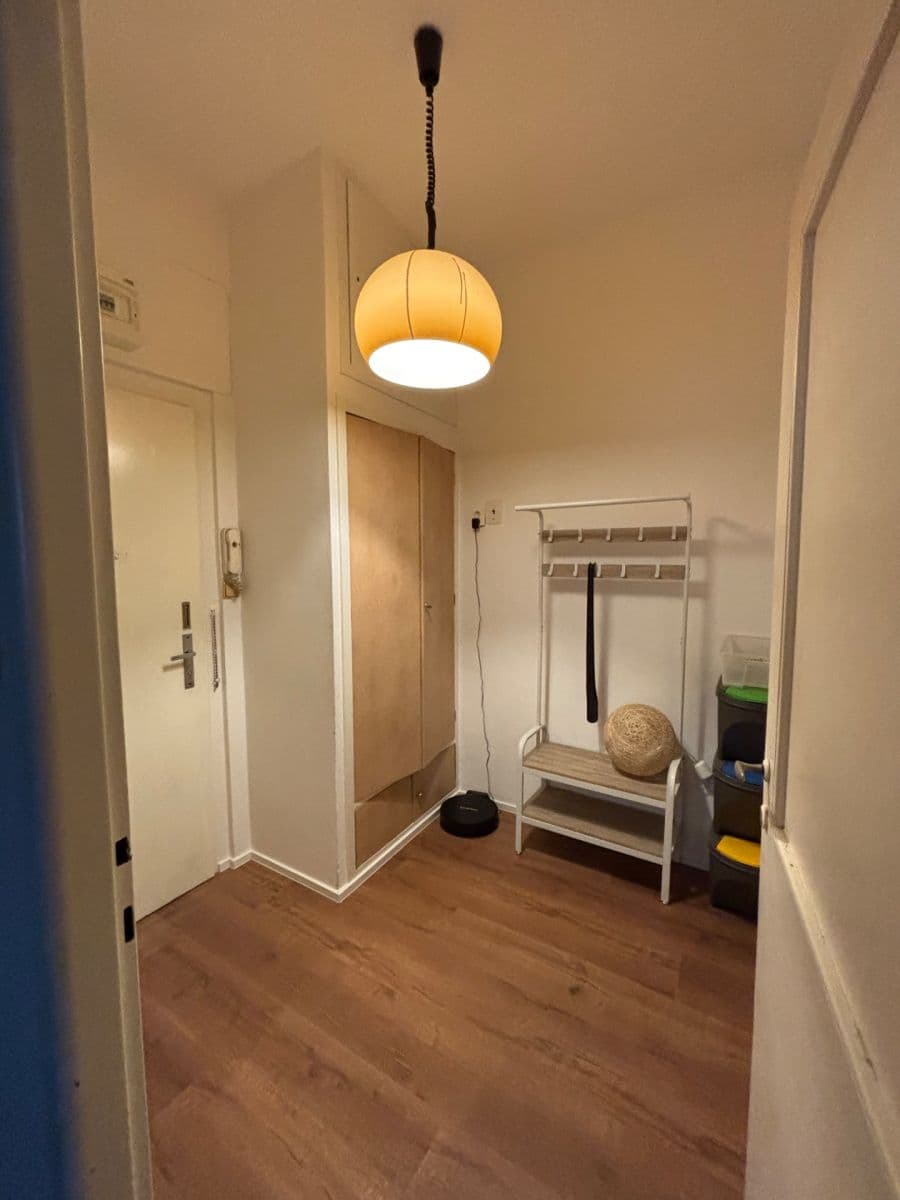 Studio flat to rent, 34 m², Londýnská, Prague, Prague Studio flat to rent, 34 m², Londýnská, Prague, Prague
