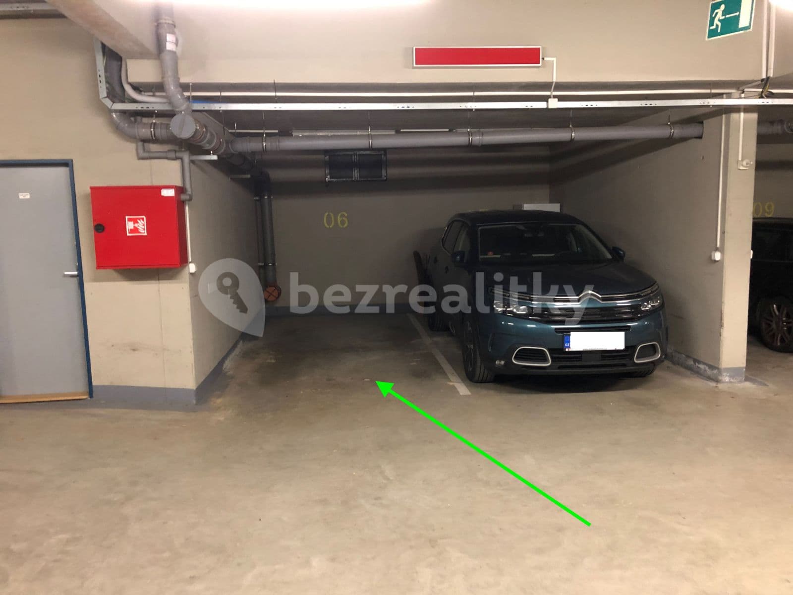 2 bedroom with open-plan kitchen flat to rent, 93 m², Jaromíra Vejvody, Prague, Prague 2 bedroom with open-plan kitchen flat to rent, 93 m², Jaromíra Vejvody, Prague, Prague