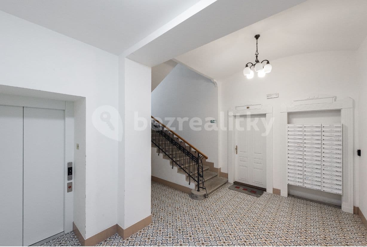 Studio flat to rent, 27 m², Slavíkova, Prague, Prague Studio flat to rent, 27 m², Slavíkova, Prague, Prague