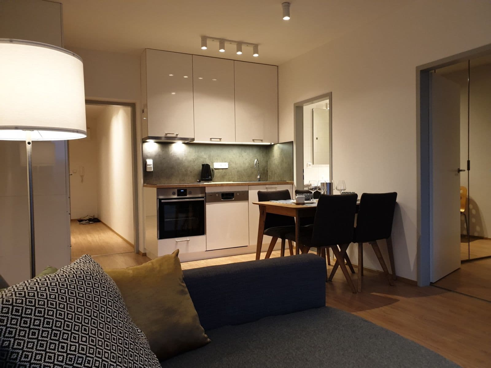 1 bedroom with open-plan kitchen flat to rent, 50 m², Křenová, Brno, Jihomoravský Region 1 bedroom with open-plan kitchen flat to rent, 50 m², Křenová, Brno, Jihomoravský Region