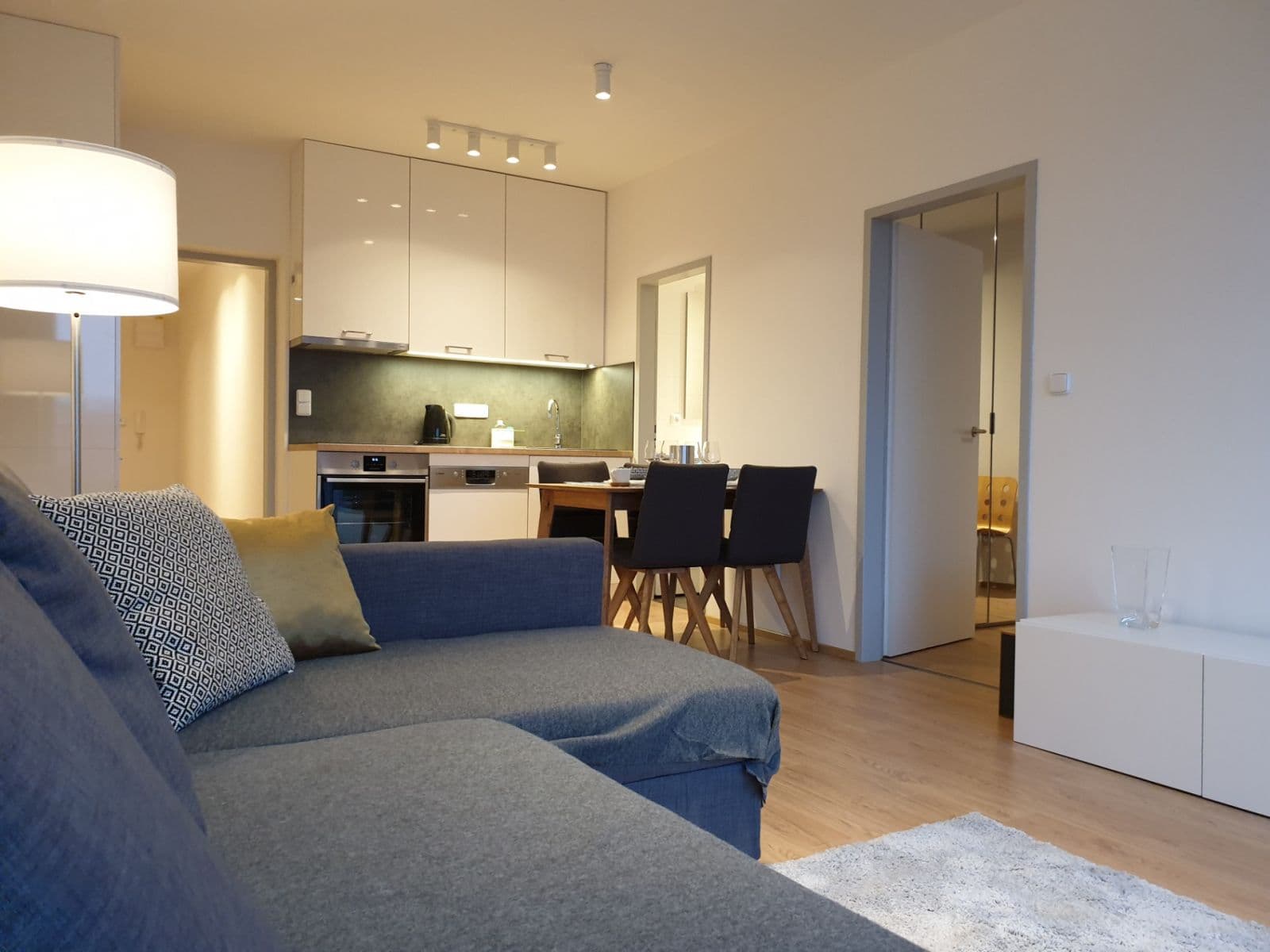 1 bedroom with open-plan kitchen flat to rent, 50 m², Křenová, Brno, Jihomoravský Region 1 bedroom with open-plan kitchen flat to rent, 50 m², Křenová, Brno, Jihomoravský Region