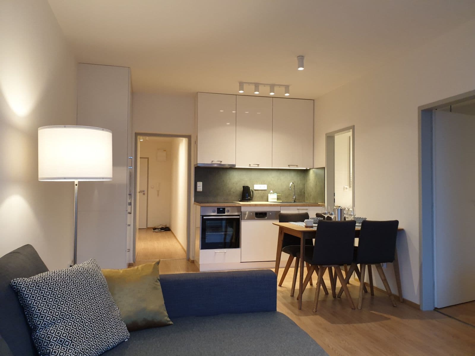 1 bedroom with open-plan kitchen flat to rent, 50 m², Křenová, Brno, Jihomoravský Region 1 bedroom with open-plan kitchen flat to rent, 50 m², Křenová, Brno, Jihomoravský Region
