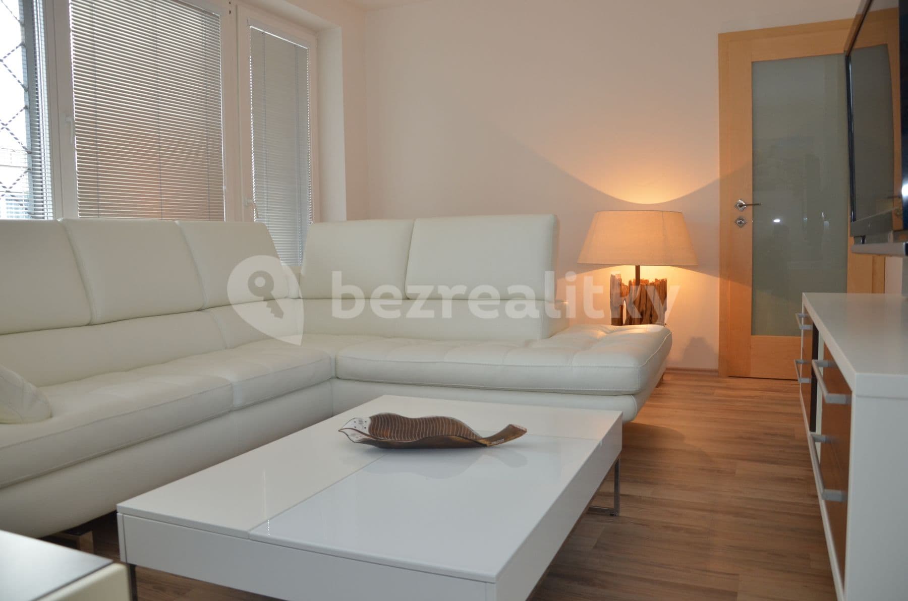 4 bedroom flat to rent, 92 m², Hřebíkova, Prague, Prague 4 bedroom flat to rent, 92 m², Hřebíkova, Prague, Prague