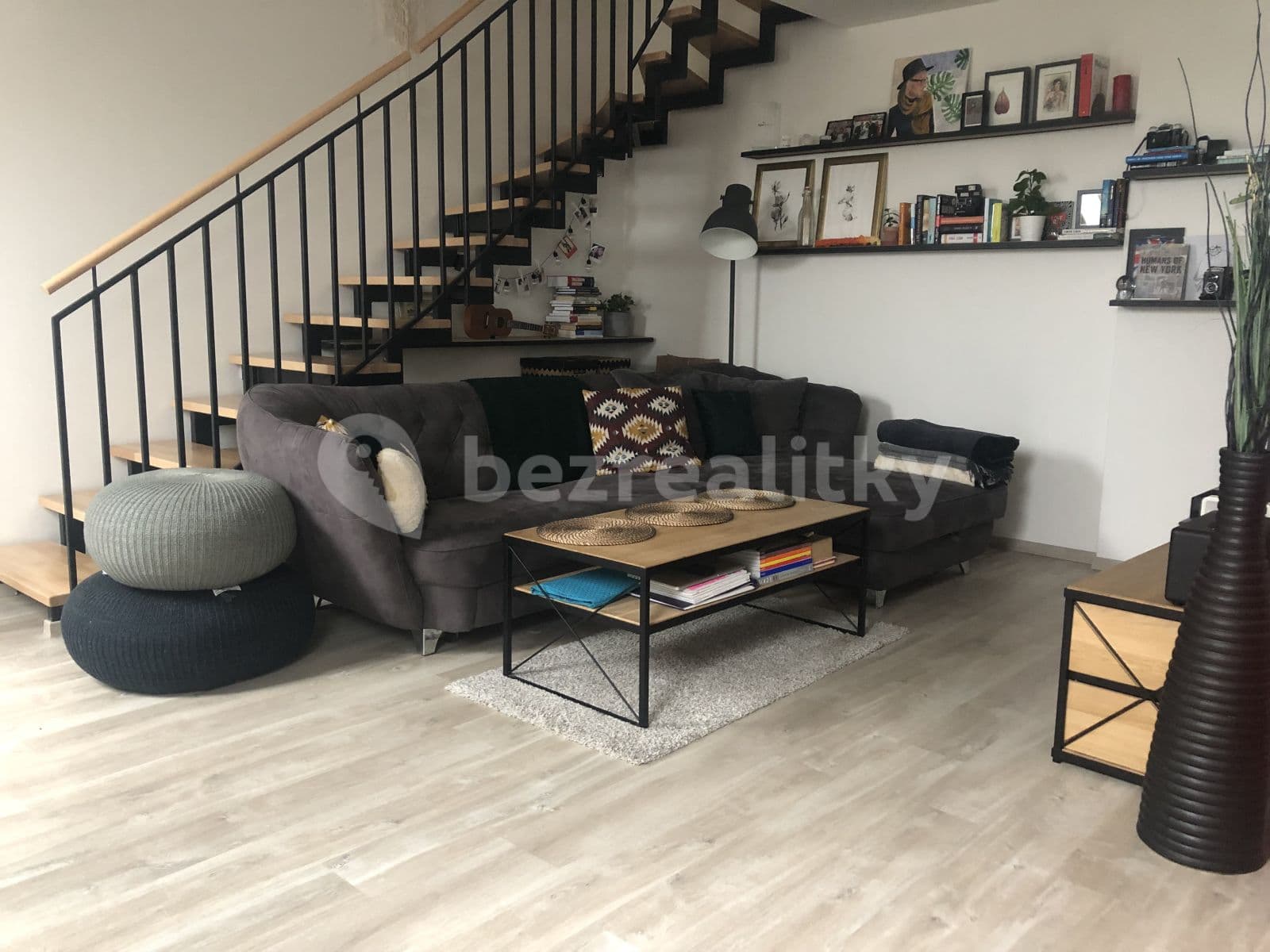 1 bedroom with open-plan kitchen flat to rent, 84 m², Bubenská, Prague, Prague 1 bedroom with open-plan kitchen flat to rent, 84 m², Bubenská, Prague, Prague