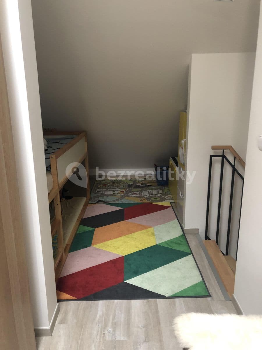 1 bedroom with open-plan kitchen flat to rent, 84 m², Bubenská, Prague, Prague 1 bedroom with open-plan kitchen flat to rent, 84 m², Bubenská, Prague, Prague