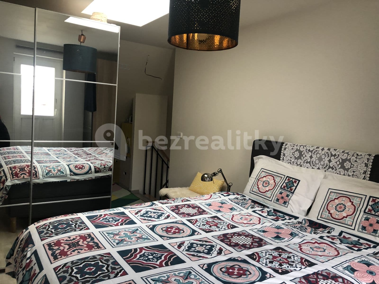 1 bedroom with open-plan kitchen flat to rent, 84 m², Bubenská, Prague, Prague 1 bedroom with open-plan kitchen flat to rent, 84 m², Bubenská, Prague, Prague