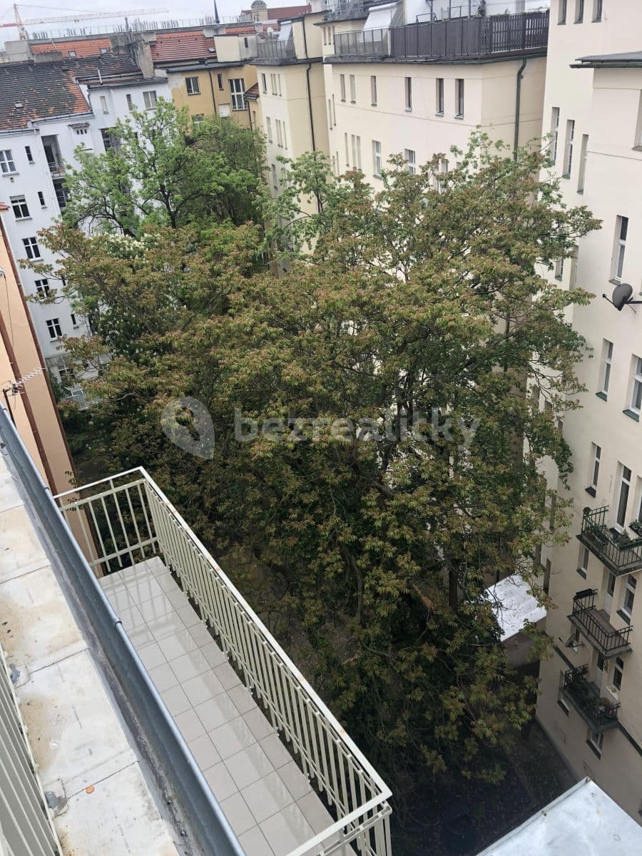1 bedroom with open-plan kitchen flat to rent, 84 m², Bubenská, Prague, Prague 1 bedroom with open-plan kitchen flat to rent, 84 m², Bubenská, Prague, Prague