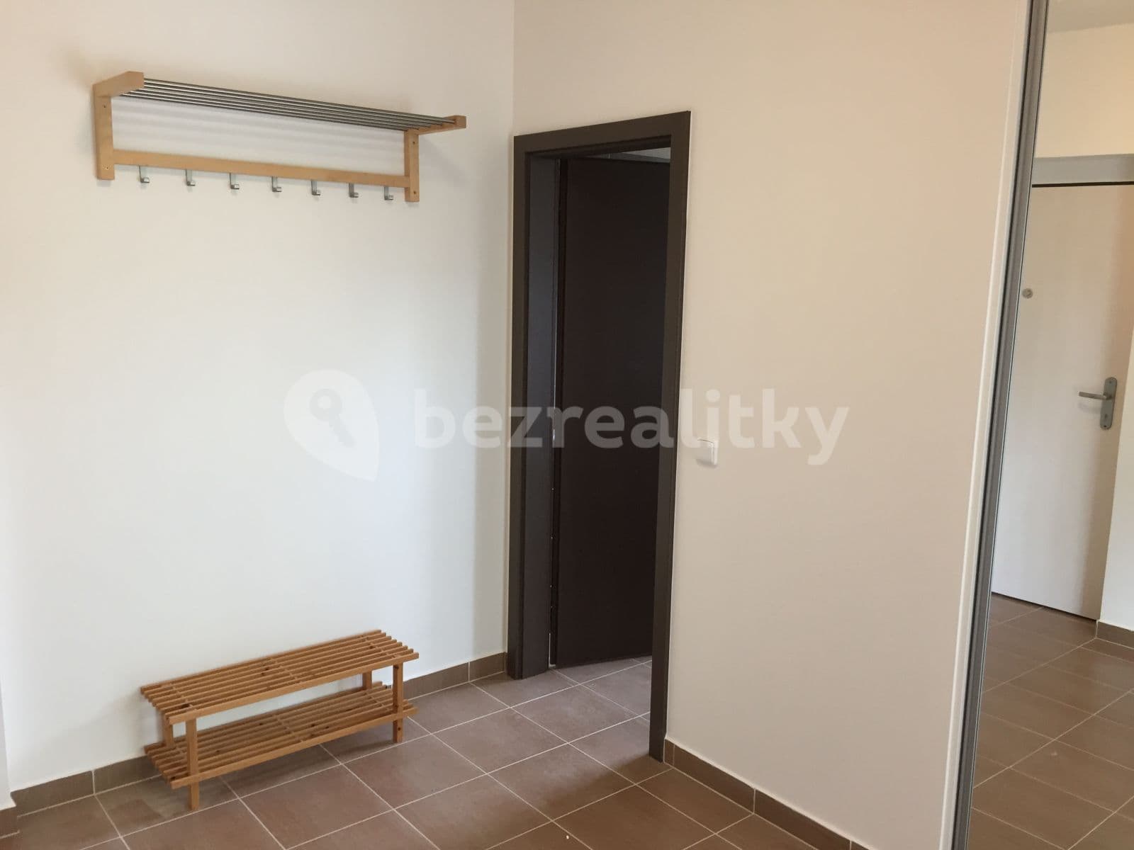 1 bedroom with open-plan kitchen flat to rent, 65 m², Antonína Petrofa, Hradec Králové, Královéhradecký Region 1 bedroom with open-plan kitchen flat to rent, 65 m², Antonína Petrofa, Hradec Králové, Královéhradecký Region