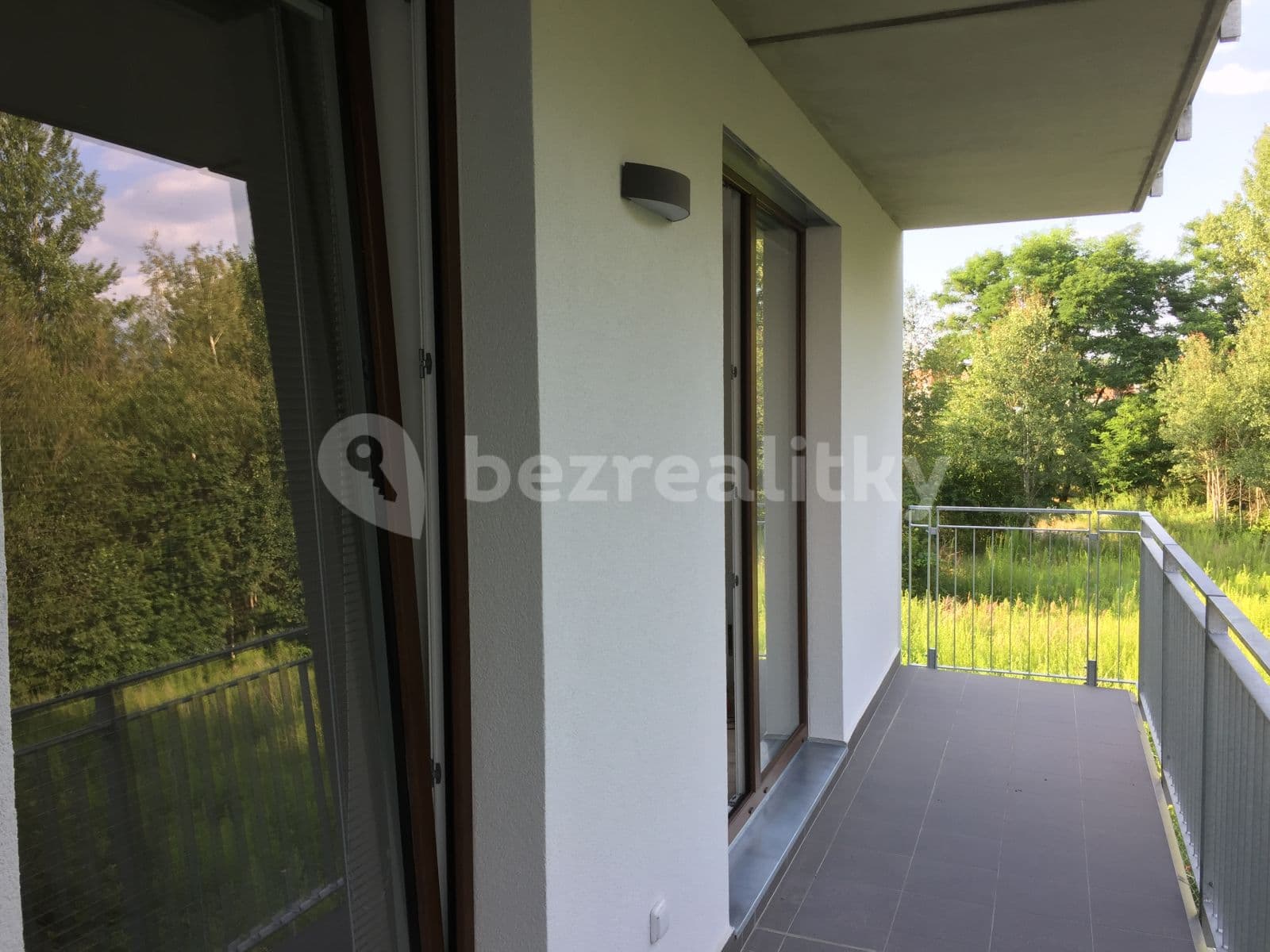 1 bedroom with open-plan kitchen flat to rent, 65 m², Antonína Petrofa, Hradec Králové, Královéhradecký Region 1 bedroom with open-plan kitchen flat to rent, 65 m², Antonína Petrofa, Hradec Králové, Královéhradecký Region