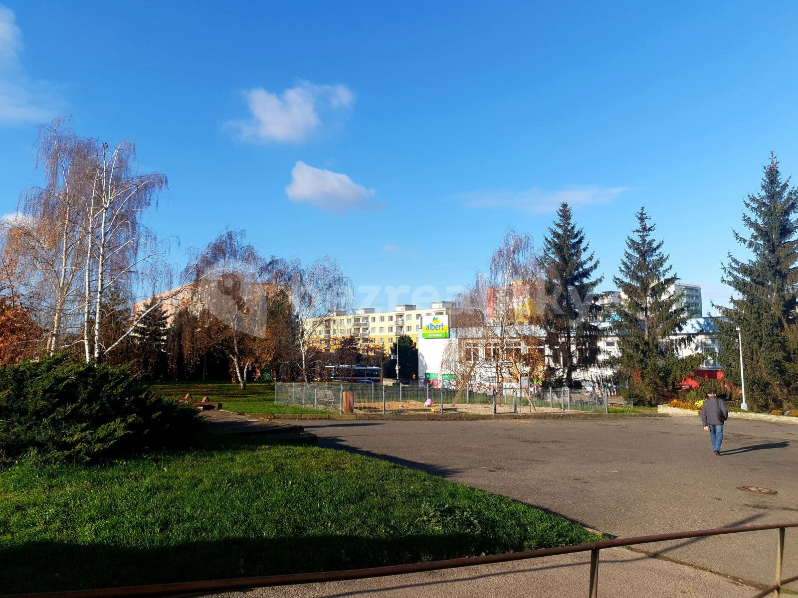 1 bedroom with open-plan kitchen flat to rent, 42 m², Tenisová, Prague, Prague 1 bedroom with open-plan kitchen flat to rent, 42 m², Tenisová, Prague, Prague