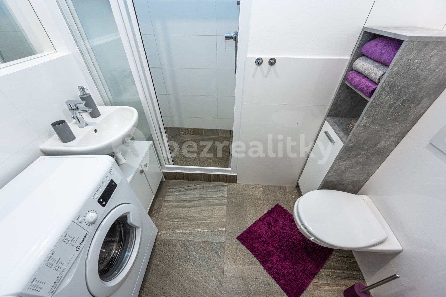 1 bedroom with open-plan kitchen flat to rent, 49 m², Brichtova, Prague, Prague 1 bedroom with open-plan kitchen flat to rent, 49 m², Brichtova, Prague, Prague