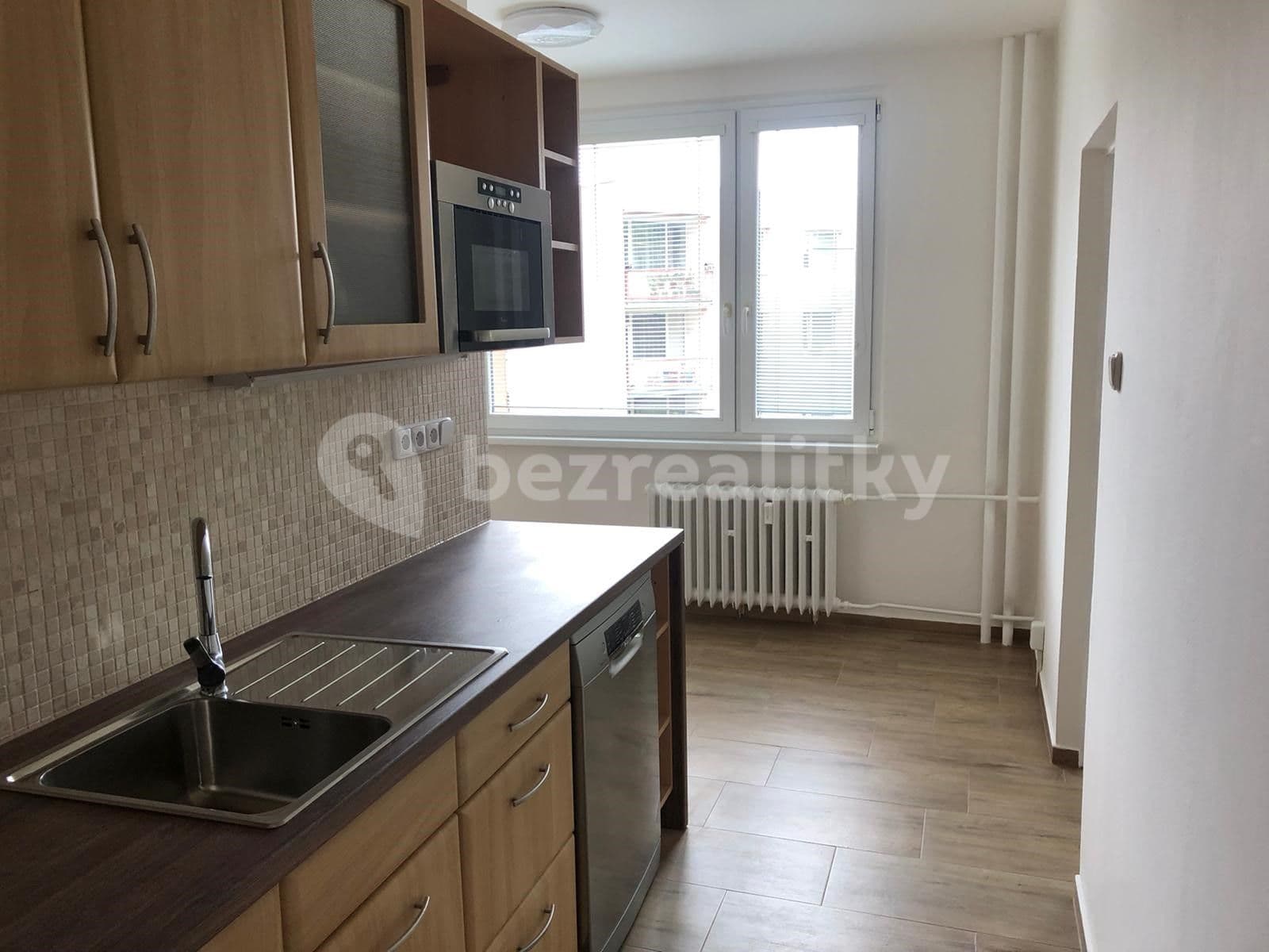 2 bedroom flat to rent, 67 m², Tolstého, Ústí nad Labem, Ústecký Region 2 bedroom flat to rent, 67 m², Tolstého, Ústí nad Labem, Ústecký Region