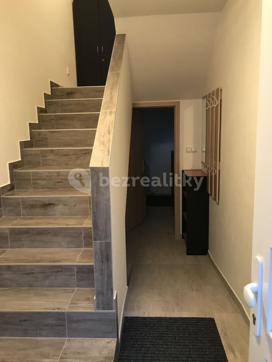 1 bedroom with open-plan kitchen flat to rent, 52 m², Šilarova, Brno, Jihomoravský Region 1 bedroom with open-plan kitchen flat to rent, 52 m², Šilarova, Brno, Jihomoravský Region