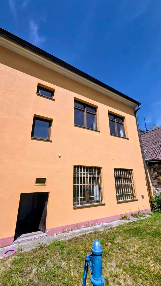 non-residential property to rent, 104 m², Nám. J. Hrubého, Kardašova Řečice, Jihočeský Region non-residential property to rent, 104 m², Nám. J. Hrubého, Kardašova Řečice, Jihočeský Region