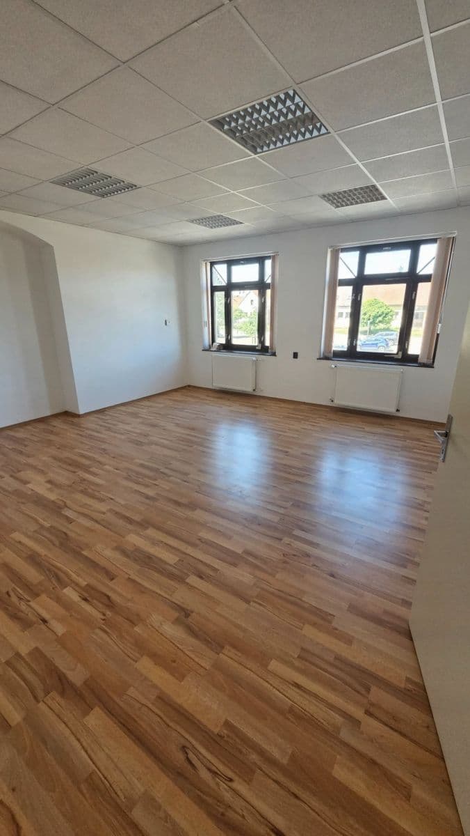 non-residential property to rent, 104 m², Nám. J. Hrubého, Kardašova Řečice, Jihočeský Region non-residential property to rent, 104 m², Nám. J. Hrubého, Kardašova Řečice, Jihočeský Region