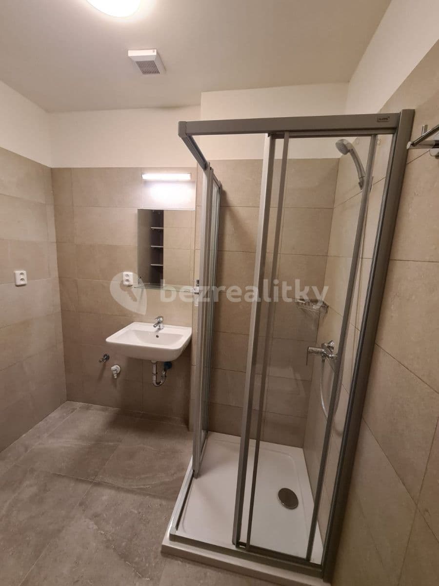 1 bedroom with open-plan kitchen flat to rent, 48 m², Československé armády, Hostivice, Středočeský Region 1 bedroom with open-plan kitchen flat to rent, 48 m², Československé armády, Hostivice, Středočeský Region