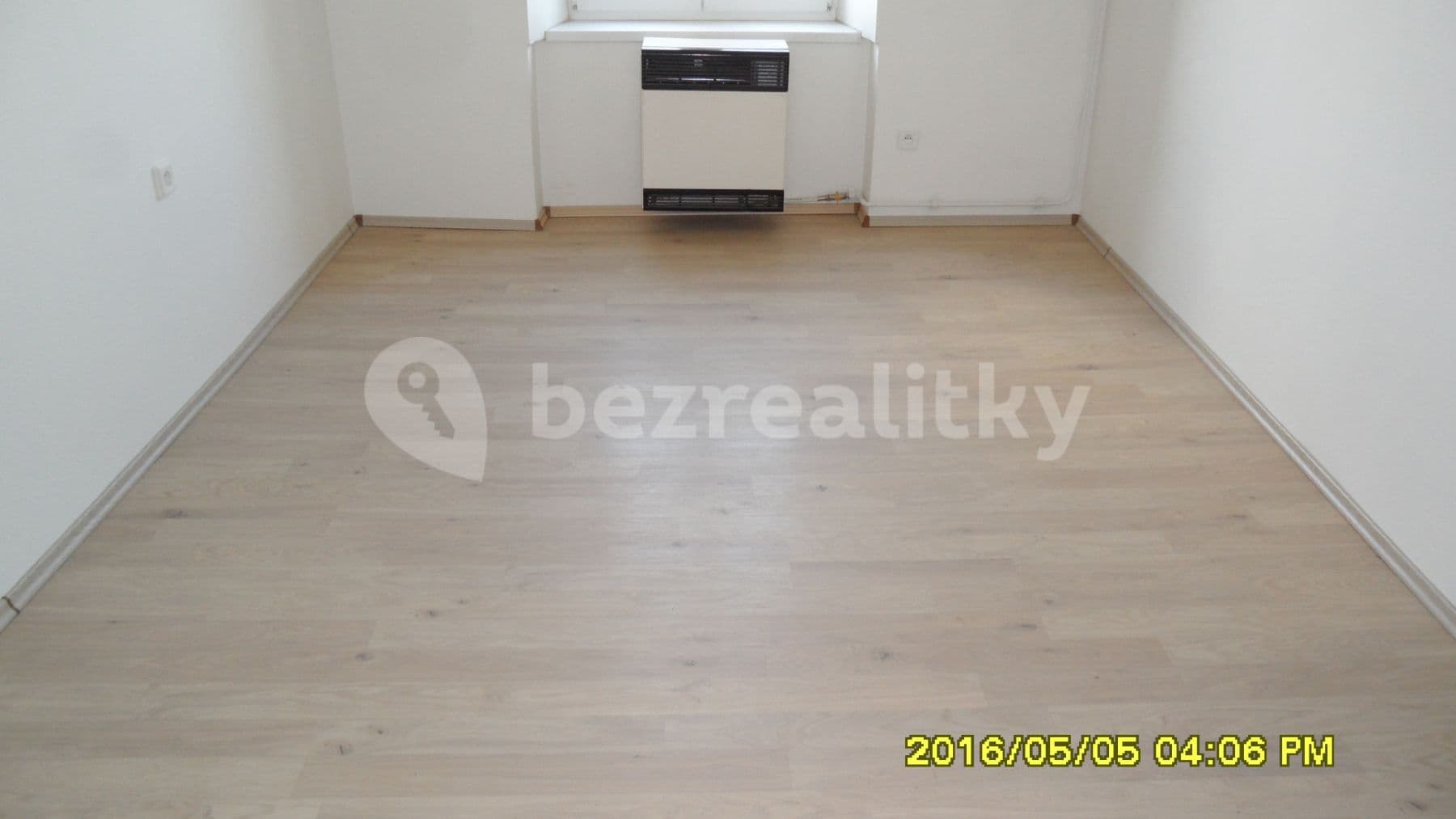 3 bedroom flat to rent, 66 m², Spojovací, Prague, Prague 3 bedroom flat to rent, 66 m², Spojovací, Prague, Prague