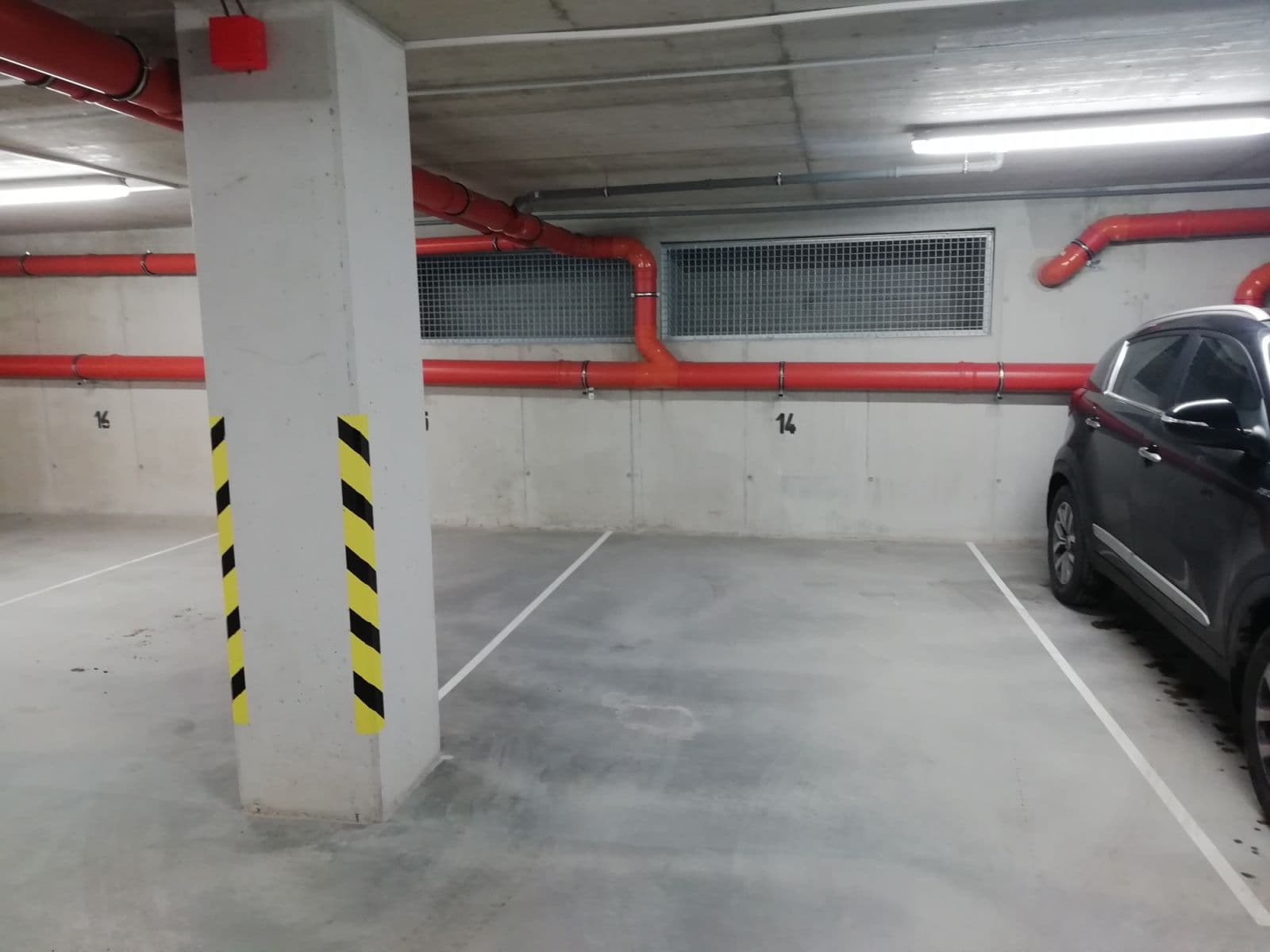 garage to rent, 14 m², Wellnerova, Olomouc, Olomoucký Region garage to rent, 14 m², Wellnerova, Olomouc, Olomoucký Region