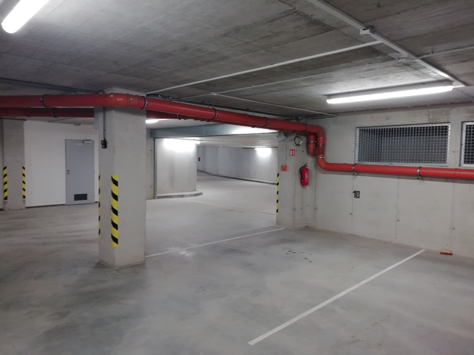garage to rent, 14 m², Wellnerova, Olomouc, Olomoucký Region garage to rent, 14 m², Wellnerova, Olomouc, Olomoucký Region