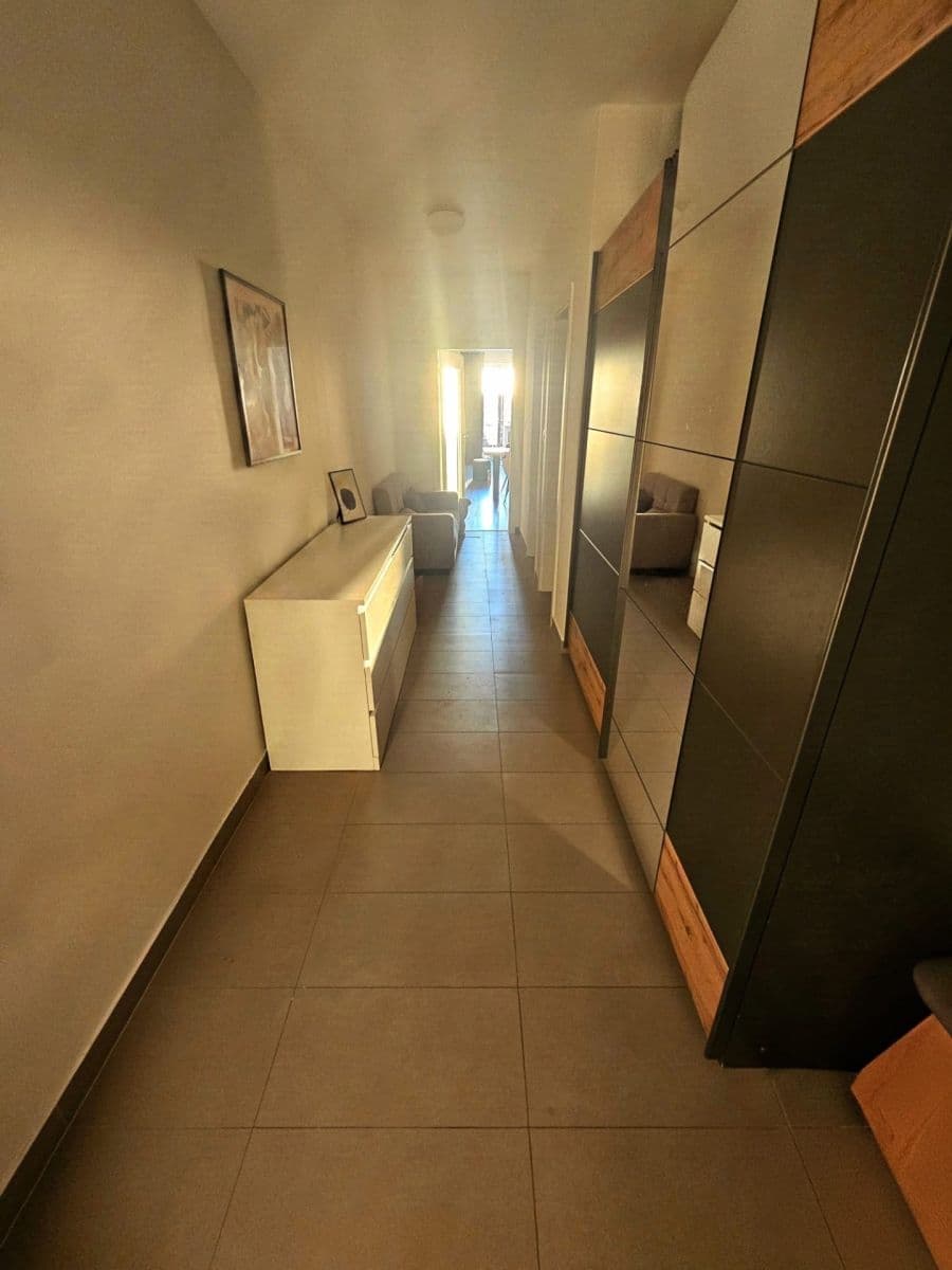 1 bedroom with open-plan kitchen flat to rent, 76 m², Škrábkových, Prague, Prague 1 bedroom with open-plan kitchen flat to rent, 76 m², Škrábkových, Prague, Prague