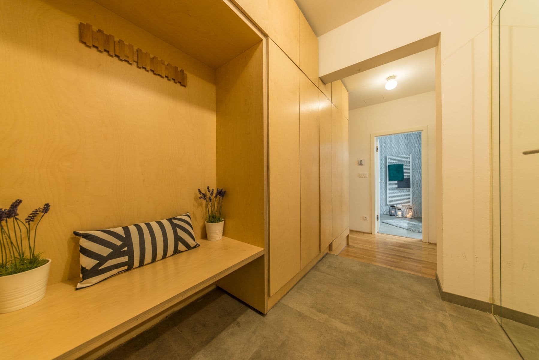 1 bedroom with open-plan kitchen flat to rent, 62 m², Buzulucká, Prague, Prague 1 bedroom with open-plan kitchen flat to rent, 62 m², Buzulucká, Prague, Prague