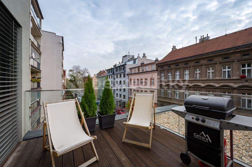 1 bedroom with open-plan kitchen flat to rent, 60 m², Holečkova, Prague, Prague 1 bedroom with open-plan kitchen flat to rent, 60 m², Holečkova, Prague, Prague