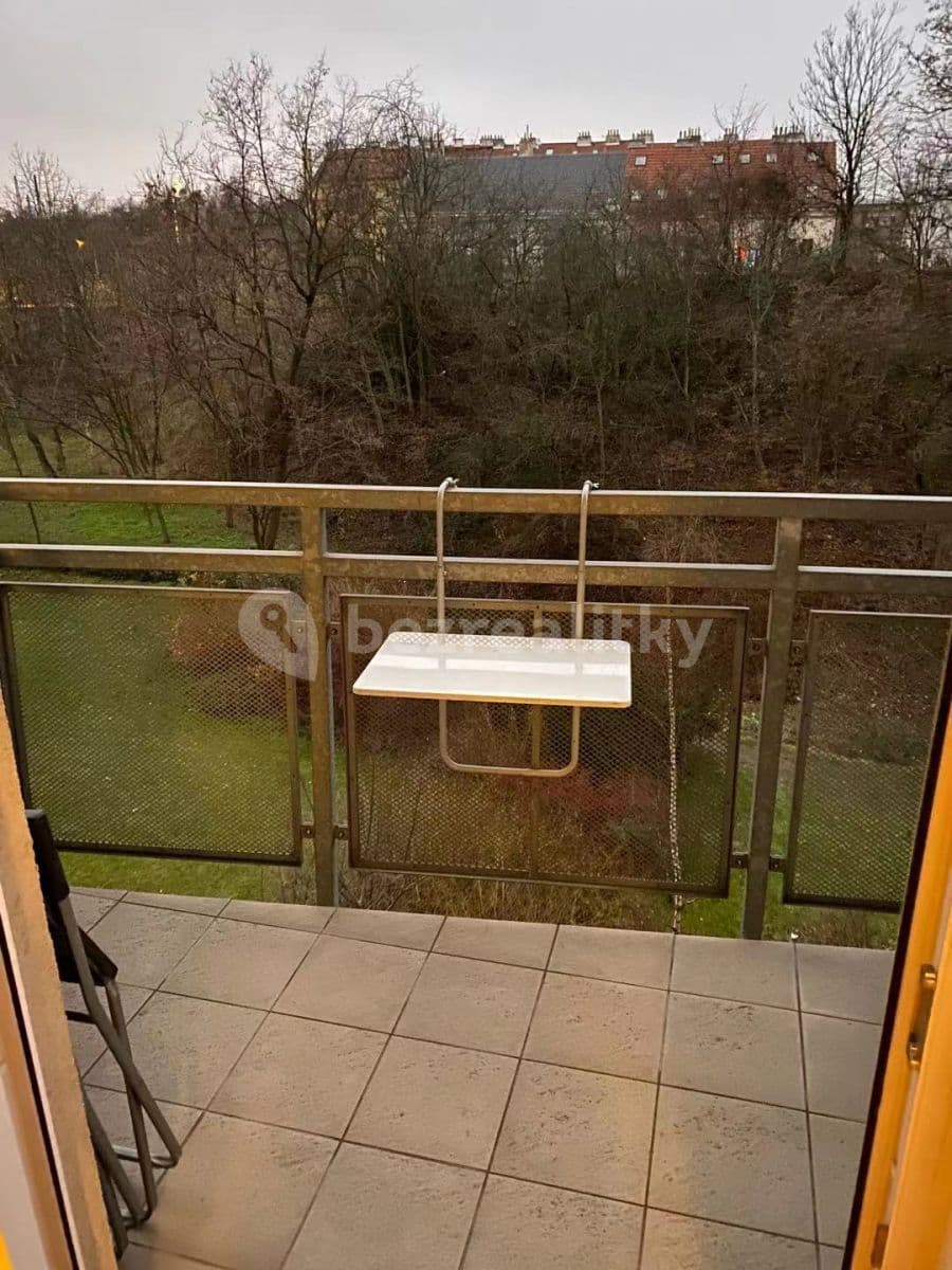 1 bedroom with open-plan kitchen flat to rent, 55 m², Kovanecká, Prague, Prague 1 bedroom with open-plan kitchen flat to rent, 55 m², Kovanecká, Prague, Prague