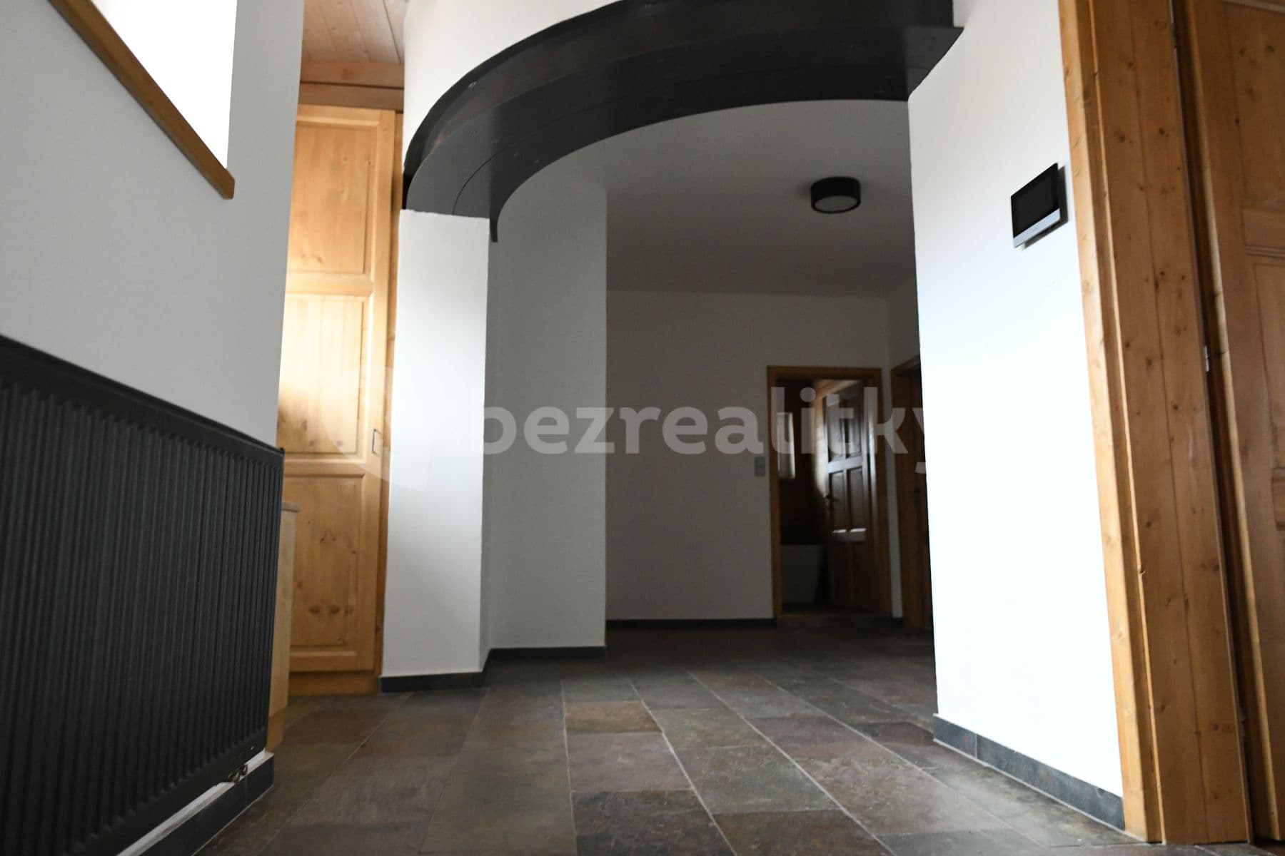 2 bedroom with open-plan kitchen flat to rent, 120 m², Ant. Škváry, Kladno, Středočeský Region 2 bedroom with open-plan kitchen flat to rent, 120 m², Ant. Škváry, Kladno, Středočeský Region