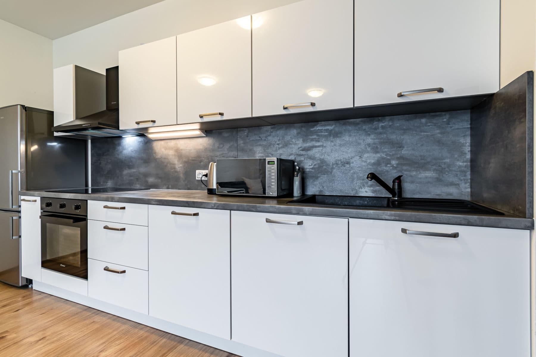 1 bedroom with open-plan kitchen flat to rent, 66 m², T. G. Masaryka, Horoměřice, Středočeský Region 1 bedroom with open-plan kitchen flat to rent, 66 m², T. G. Masaryka, Horoměřice, Středočeský Region