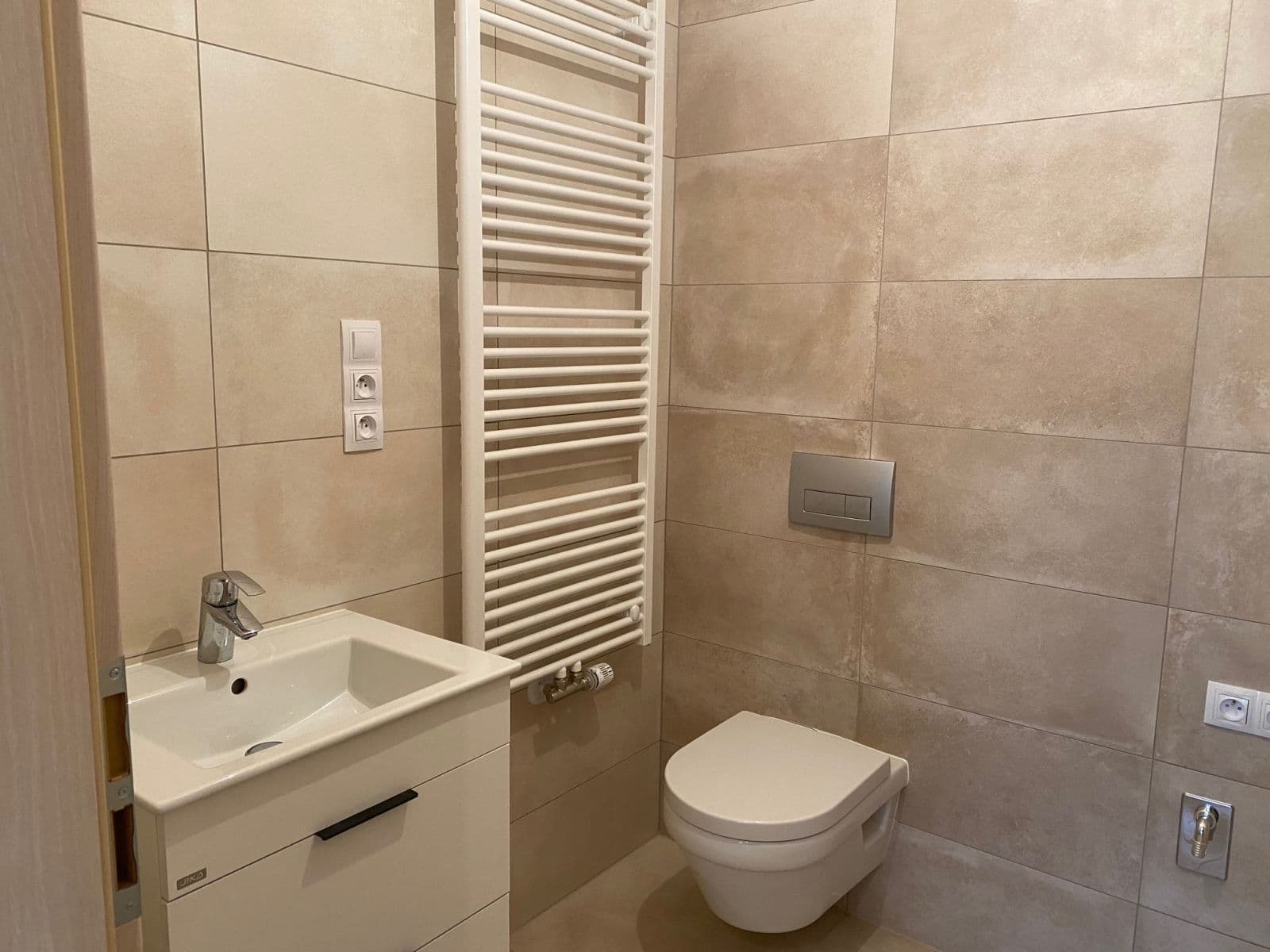 Studio flat to rent, 48 m², Křižíkova, Prague, Prague Studio flat to rent, 48 m², Křižíkova, Prague, Prague