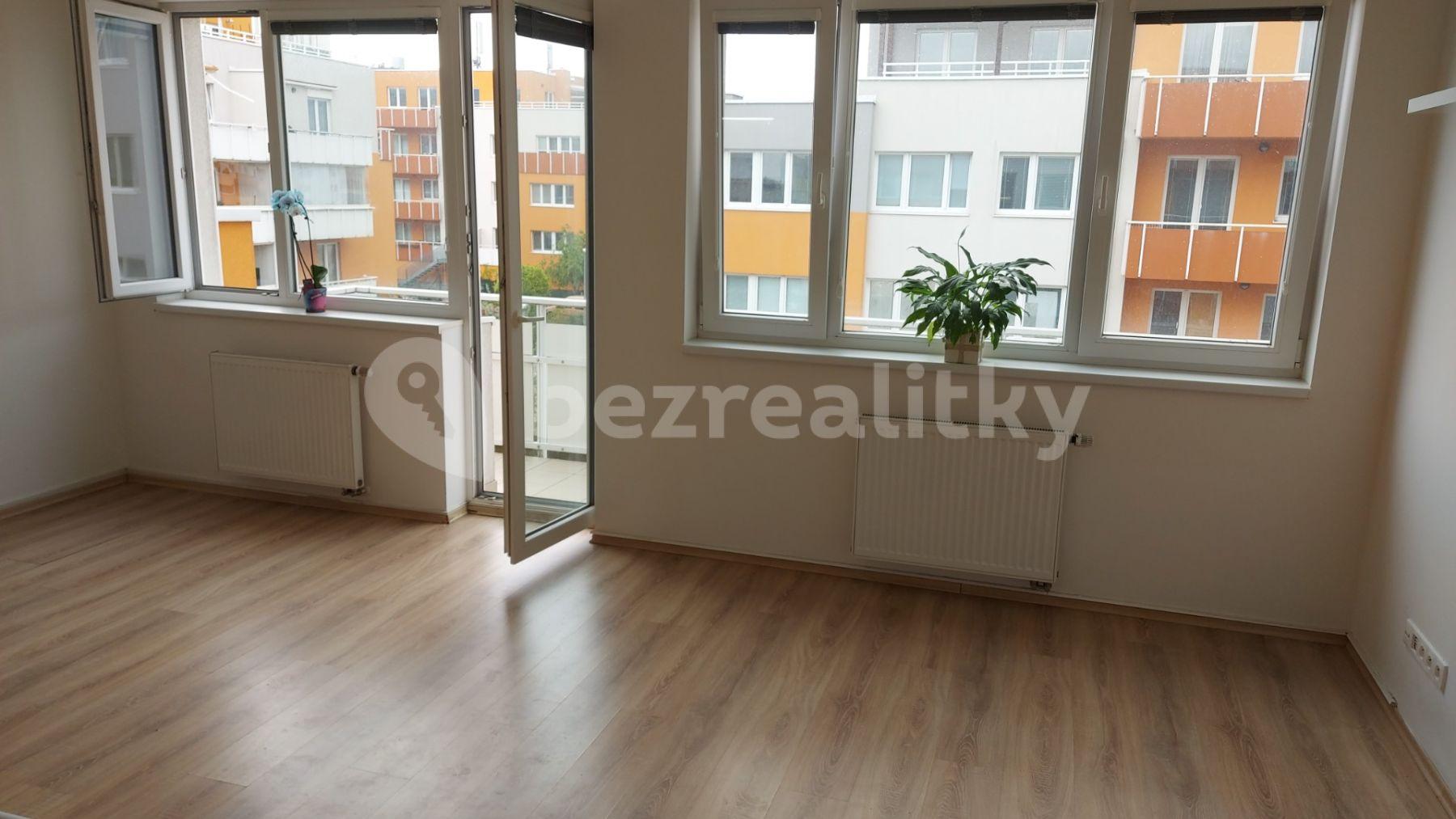 Small studio flat to rent, 33 m², Sicherova, Prague, Prague