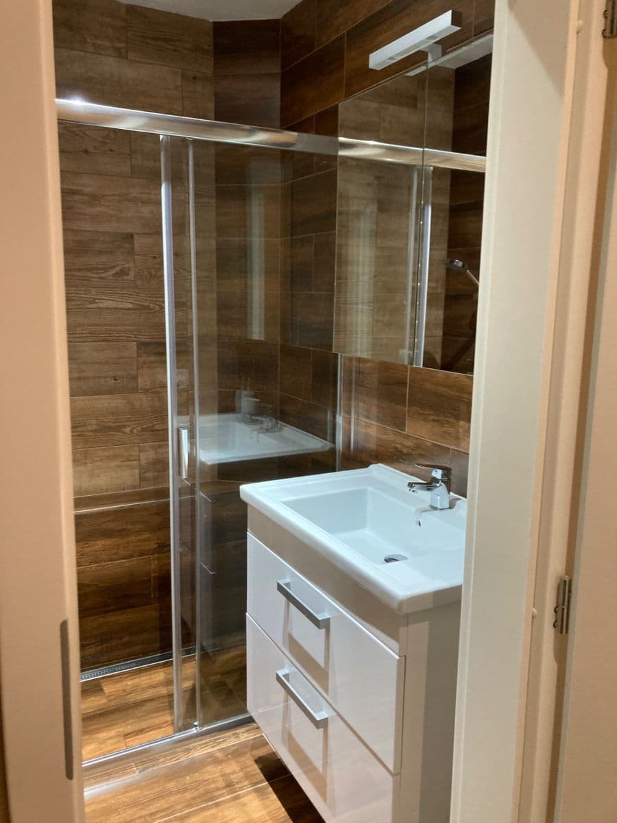 3 bedroom flat to rent, 85 m², Legerova, Prague, Prague 3 bedroom flat to rent, 85 m², Legerova, Prague, Prague