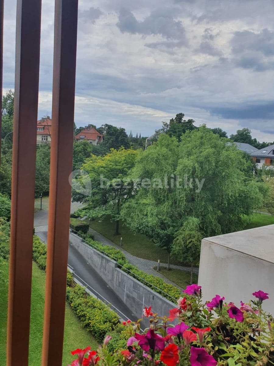 1 bedroom with open-plan kitchen flat to rent, 74 m², Pod Kaštany, Prague, Prague 1 bedroom with open-plan kitchen flat to rent, 74 m², Pod Kaštany, Prague, Prague