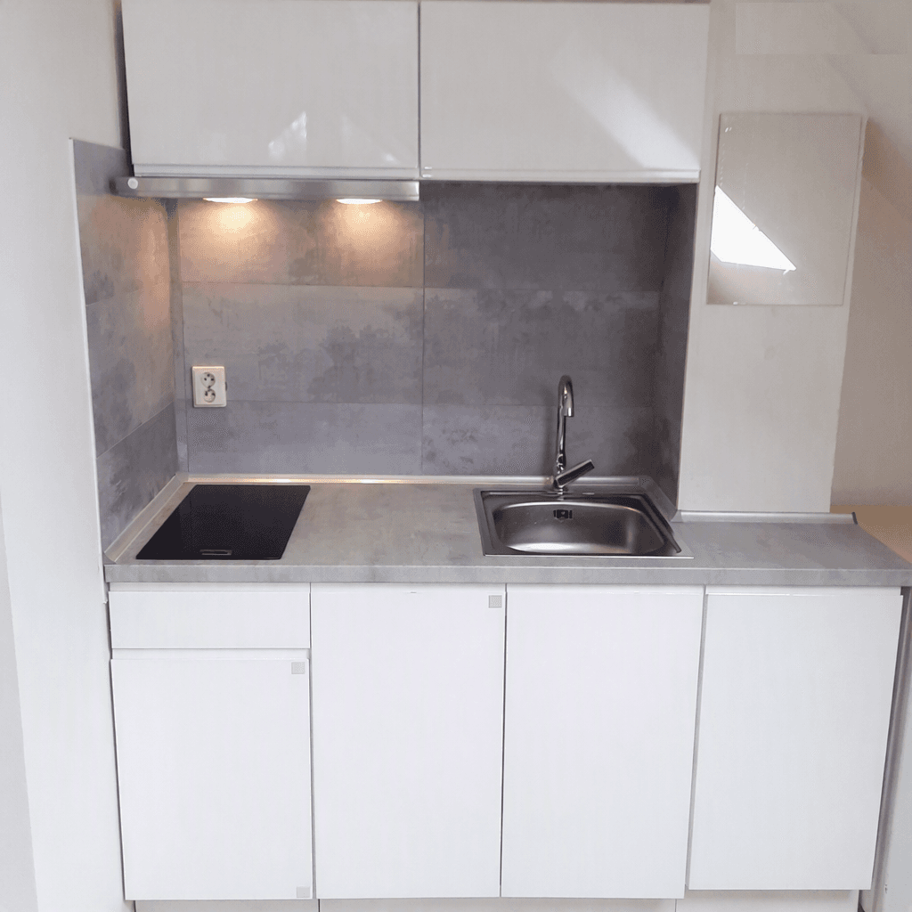 Small studio flat to rent, 27 m², Valčíkova, Prague, Prague Small studio flat to rent, 27 m², Valčíkova, Prague, Prague
