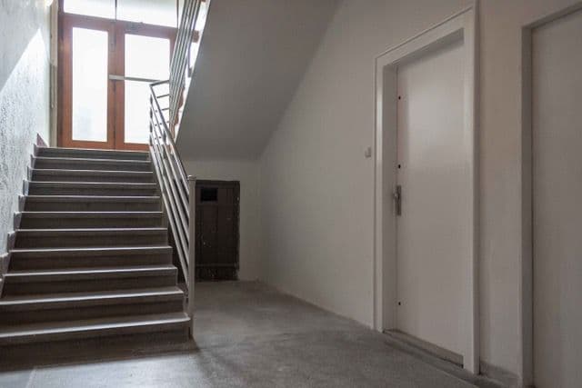 Studio flat to rent, 24 m², Kouřimská, Prague, Prague Studio flat to rent, 24 m², Kouřimská, Prague, Prague
