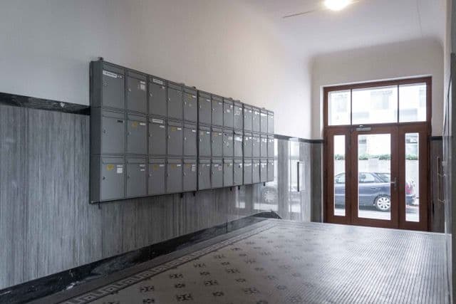 Studio flat to rent, 24 m², Kouřimská, Prague, Prague Studio flat to rent, 24 m², Kouřimská, Prague, Prague
