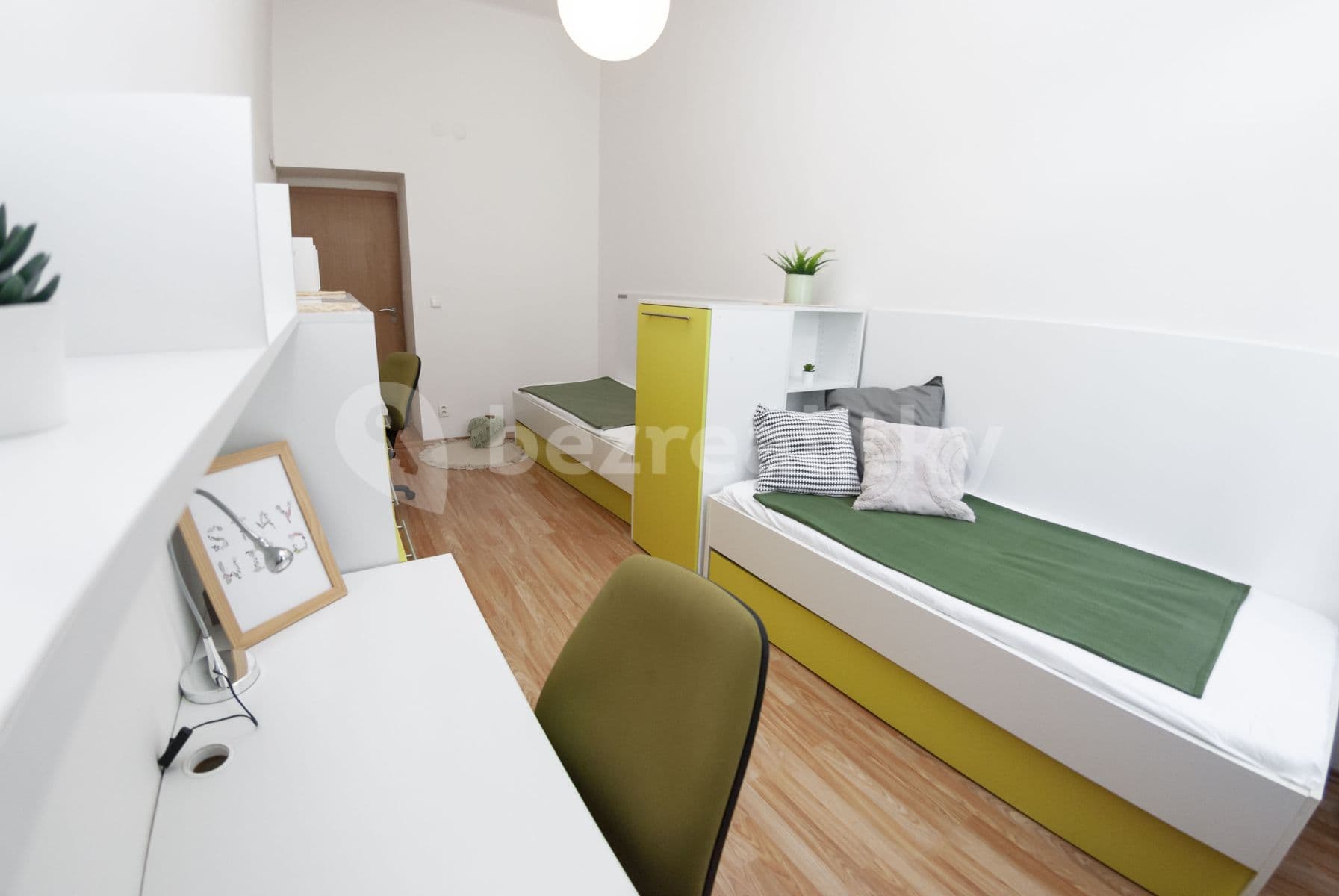 3 bedroom flat to rent, 55 m², Běhounská, Brno, Jihomoravský Region 3 bedroom flat to rent, 55 m², Běhounská, Brno, Jihomoravský Region