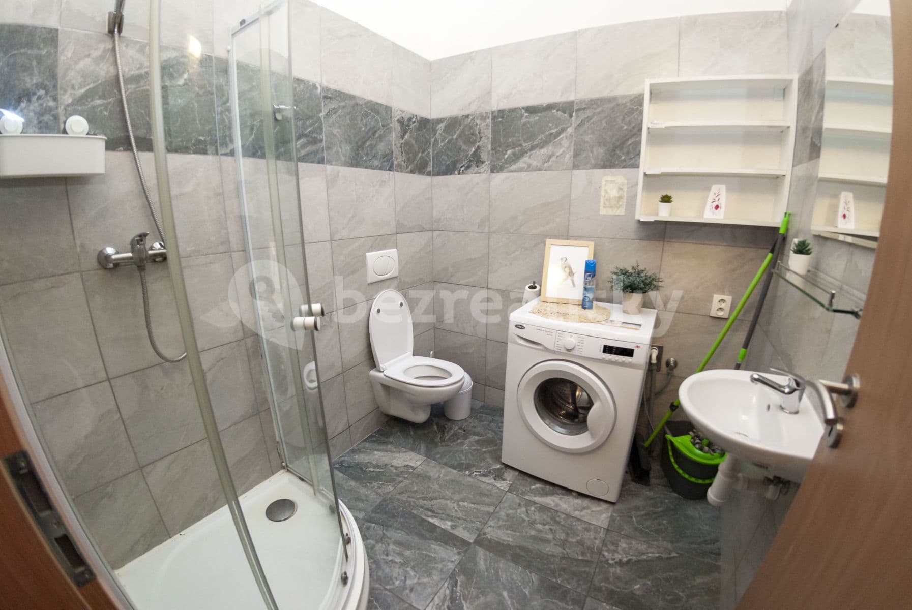 3 bedroom flat to rent, 55 m², Běhounská, Brno, Jihomoravský Region 3 bedroom flat to rent, 55 m², Běhounská, Brno, Jihomoravský Region