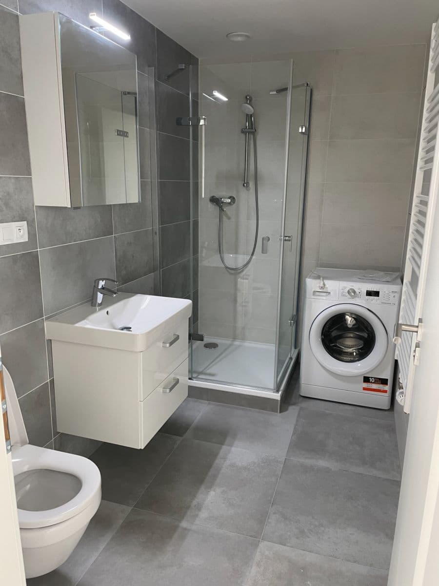 Studio flat to rent, 30 m², Křižíkova, Prague, Prague Studio flat to rent, 30 m², Křižíkova, Prague, Prague