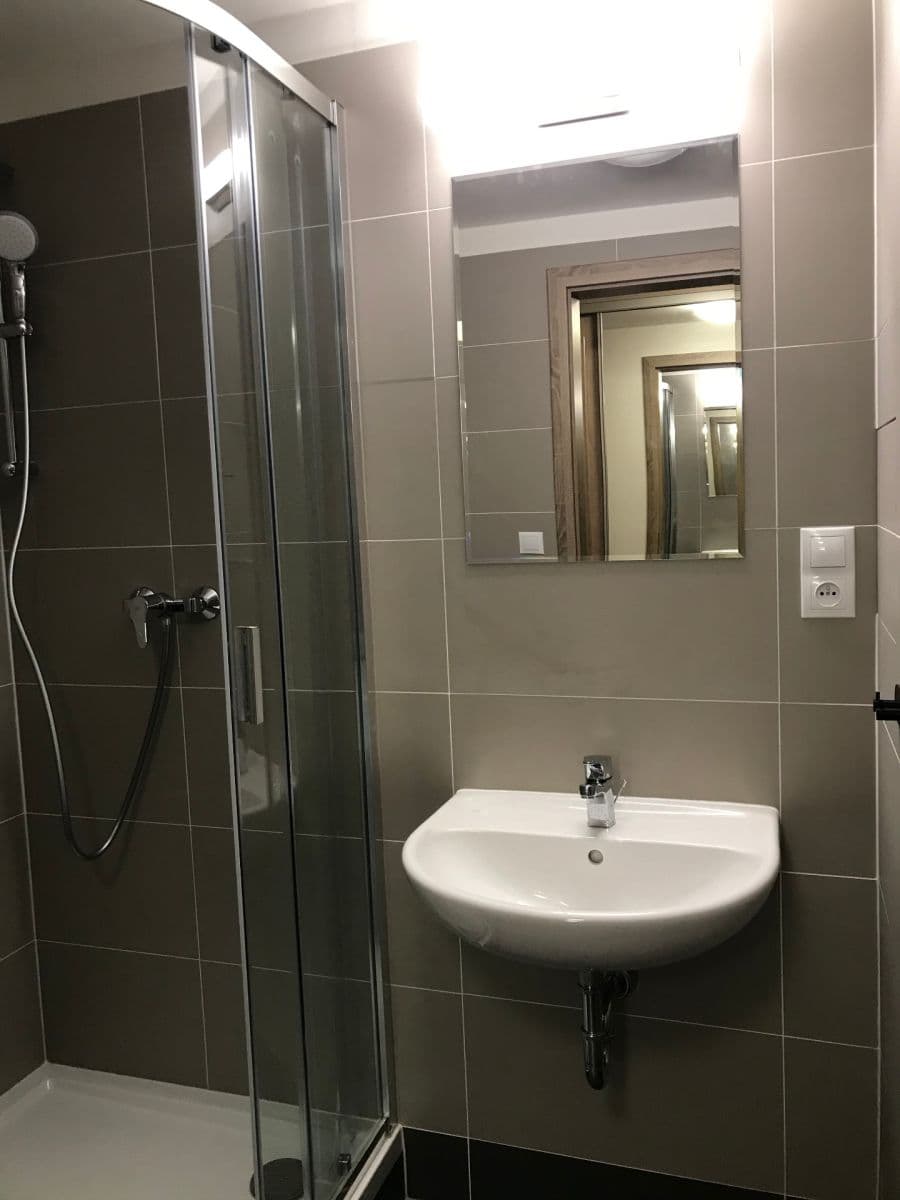 Studio flat to rent, 30 m², Do Zahrádek Ⅰ, Prague, Prague Studio flat to rent, 30 m², Do Zahrádek Ⅰ, Prague, Prague