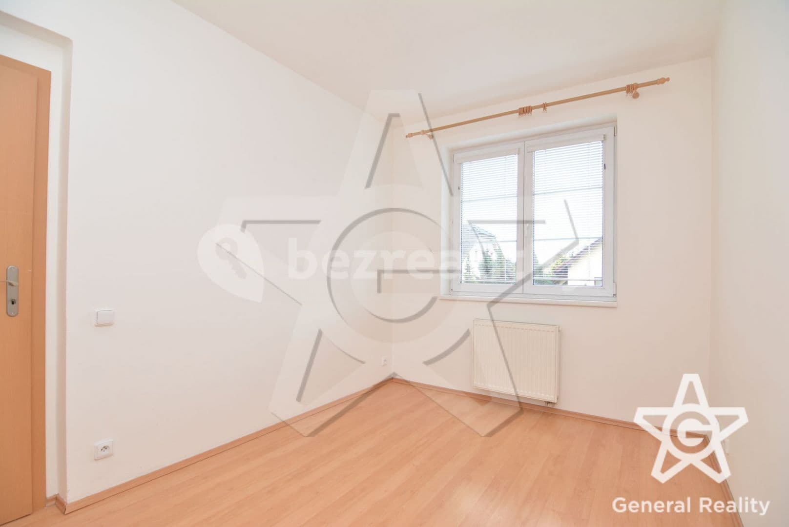 2 bedroom with open-plan kitchen flat to rent, 60 m², Antonína Bečváře, Brandýs nad Labem-Stará Boleslav, Středočeský Region 2 bedroom with open-plan kitchen flat to rent, 60 m², Antonína Bečváře, Brandýs nad Labem-Stará Boleslav, Středočeský Region