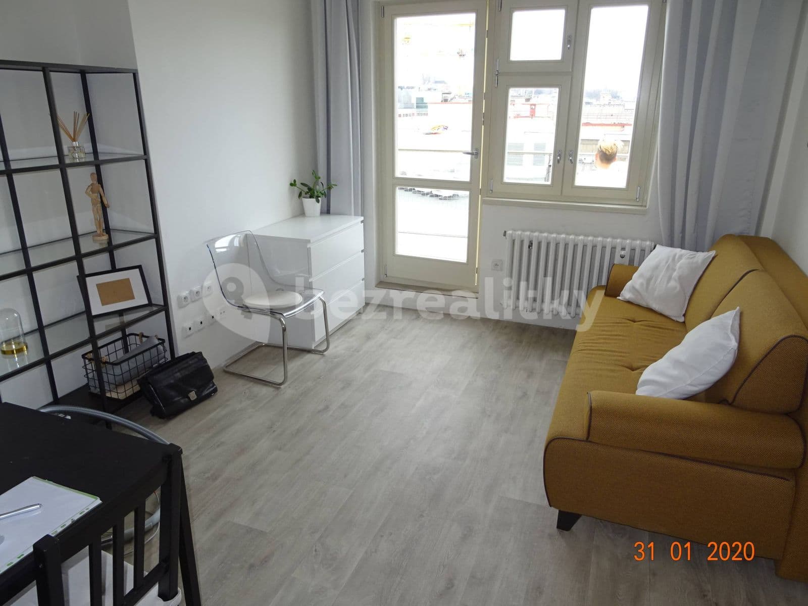 1 bedroom with open-plan kitchen flat to rent, 43 m², Opletalova, Prague, Prague 1 bedroom with open-plan kitchen flat to rent, 43 m², Opletalova, Prague, Prague