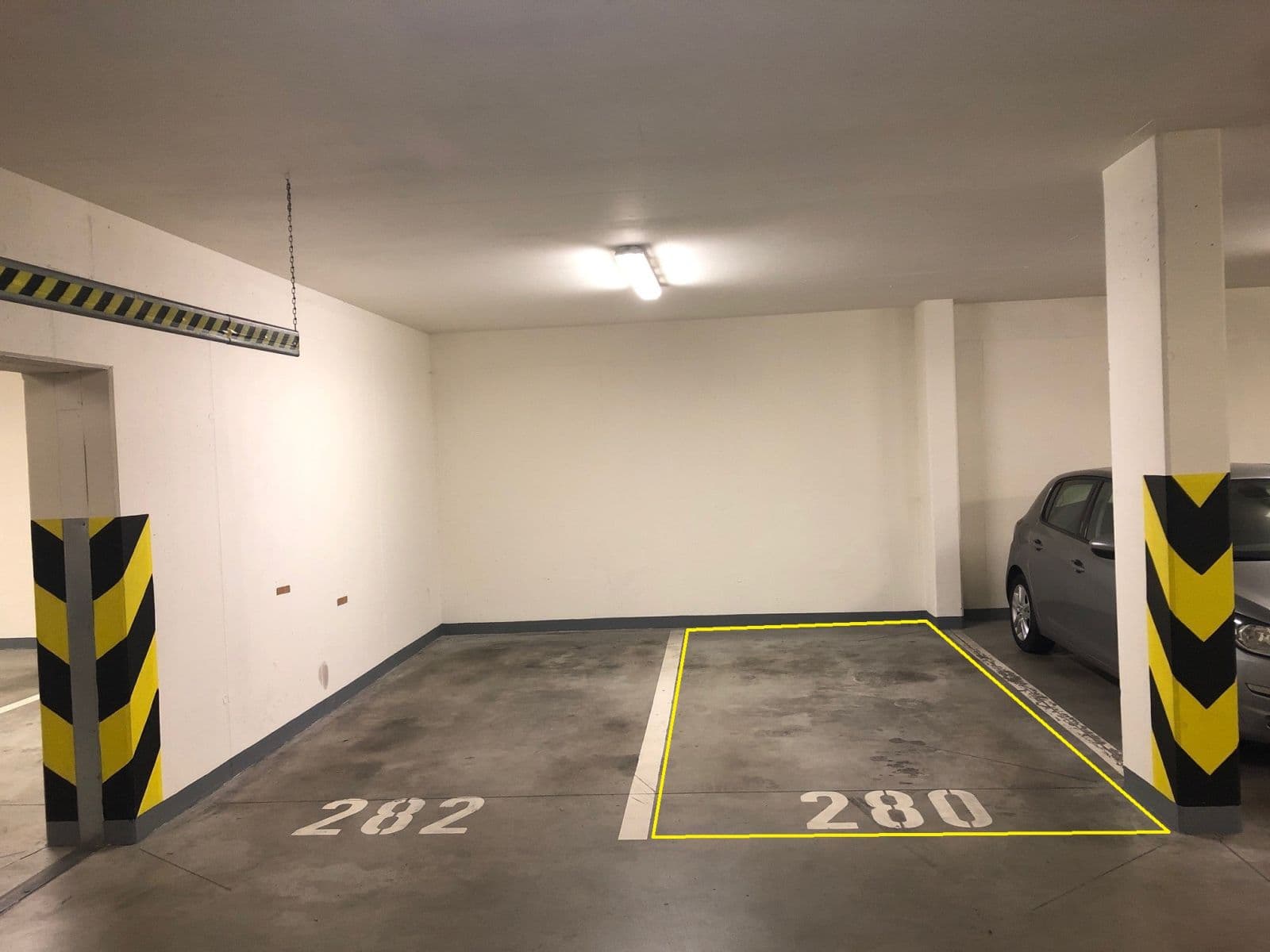 garage to rent, 18 m², Muškova, Prague, Prague garage to rent, 18 m², Muškova, Prague, Prague